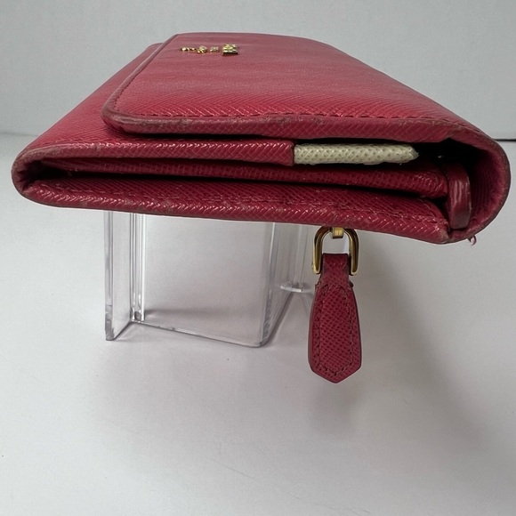 ♥️PRADA RED Saffiano Metal Calfskin Leather Continental/Long Wallet | PRELOVED♥️ - Picture 9 of 16